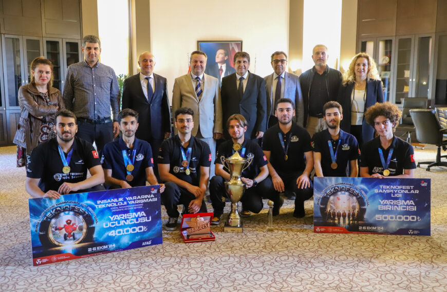 Mütevelli Heyet Başkanımız Şampiyonlarla Bir Araya Geldi